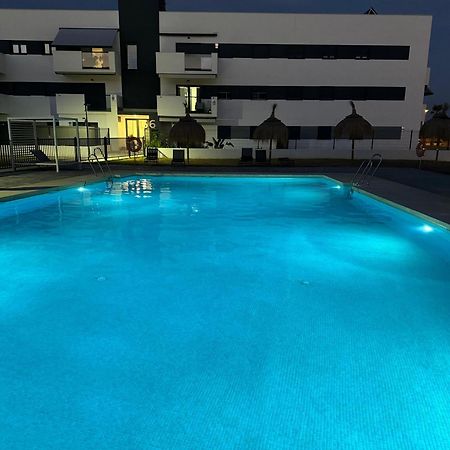 Apartamento Valle-Niza: Beachfront Retreat in Velez-Malaga Exterior photo