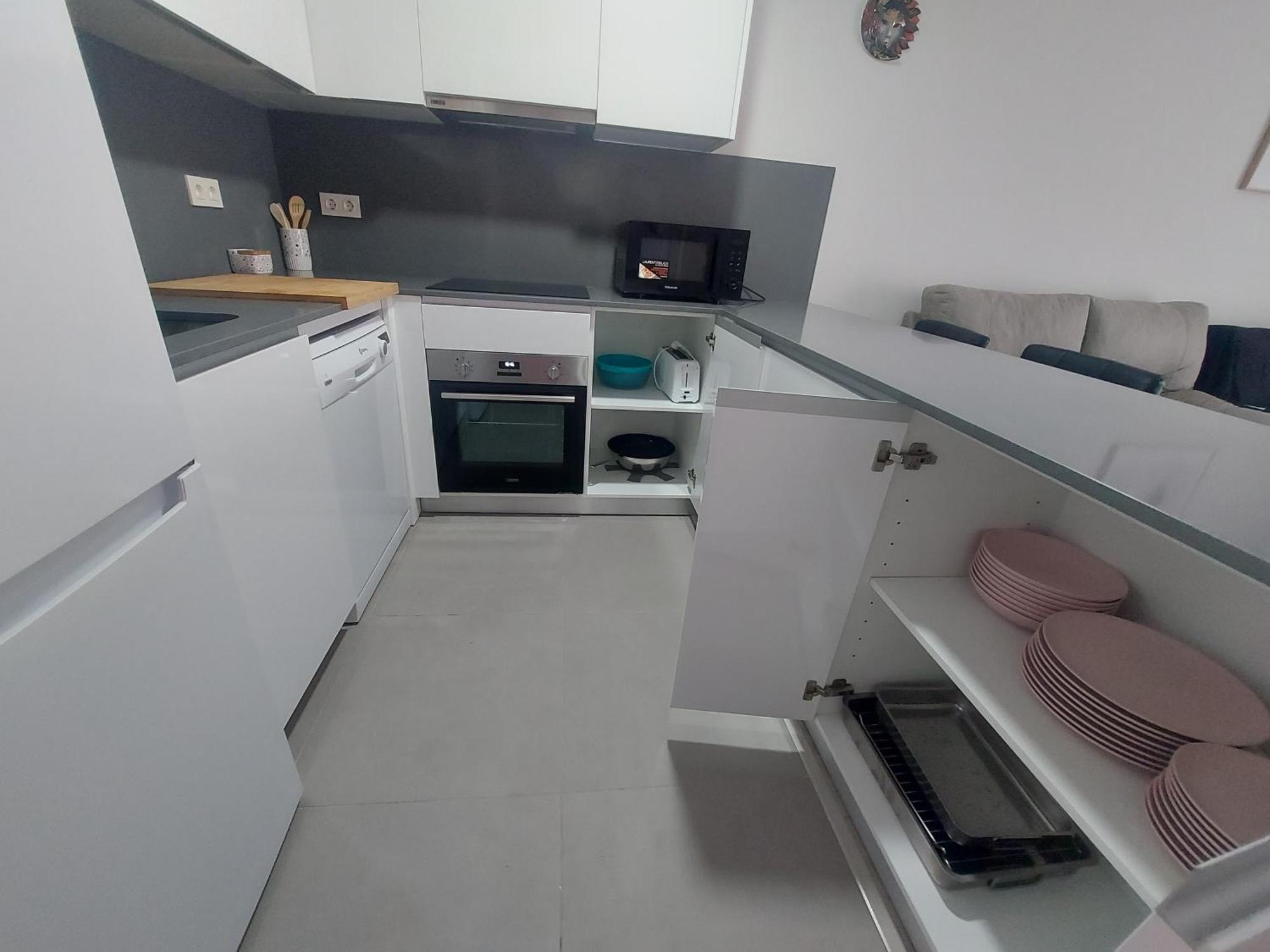 Apartamento Valle-Niza: Beachfront Retreat in Velez-Malaga Exterior photo
