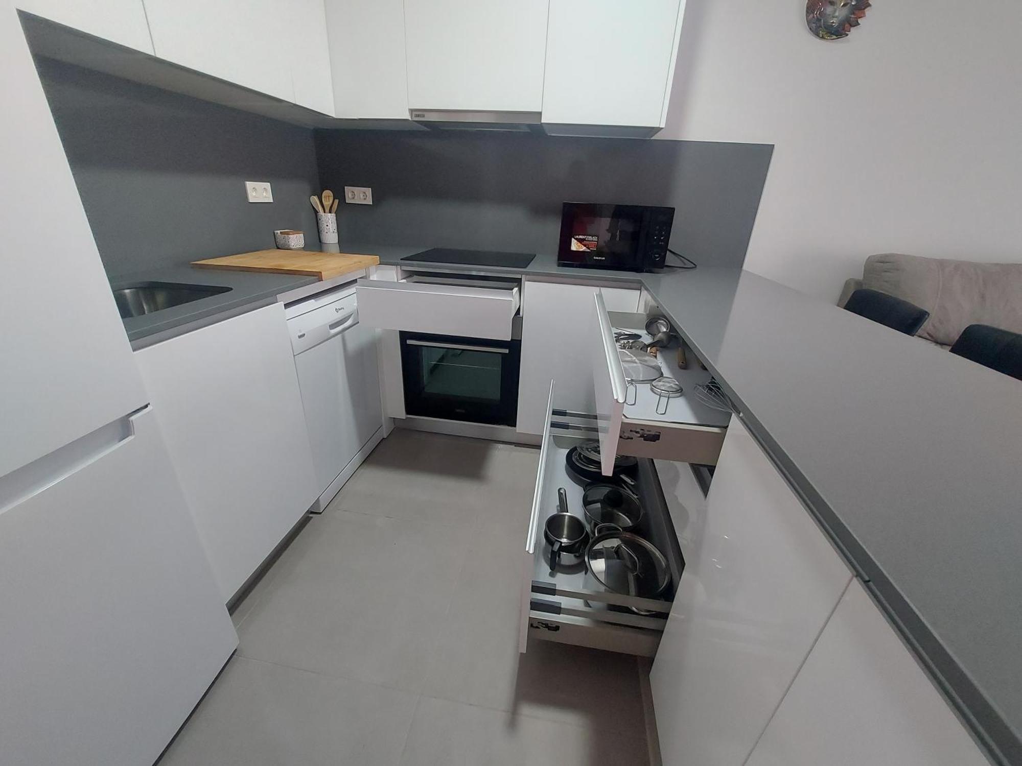 Apartamento Valle-Niza: Beachfront Retreat in Velez-Malaga Exterior photo