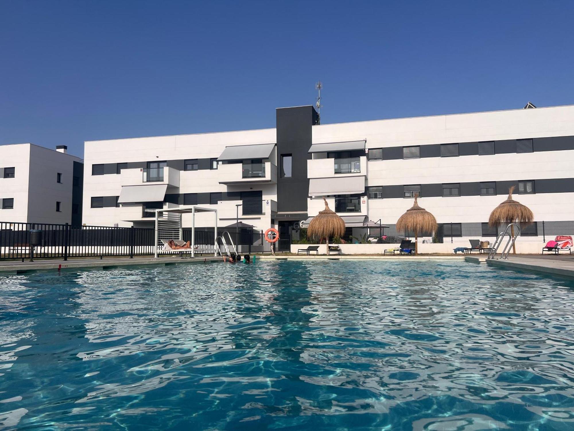 Apartamento Valle-Niza: Beachfront Retreat in Velez-Malaga Exterior photo